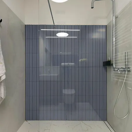 Center Deluxe With Balcony By Elite アパート *